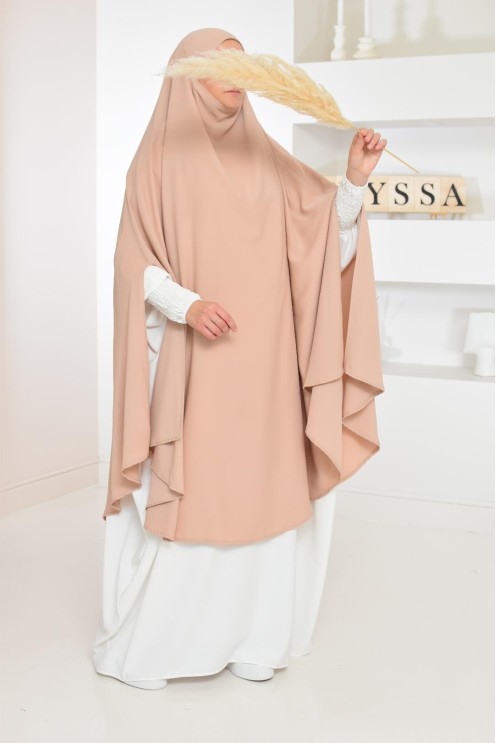 Long khimar 2 fentes en soie de Médine femme musulmane voilée. Parfait pour le quotidien.