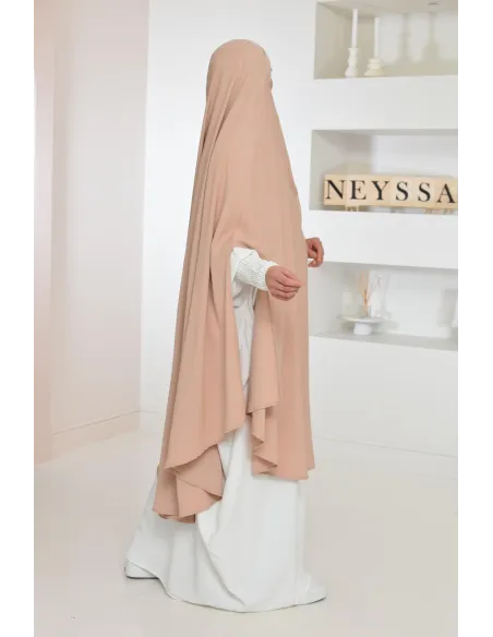 Long khimar 2 fentes en soie de Médine femme musulmane voilée. Parfait pour le quotidien.