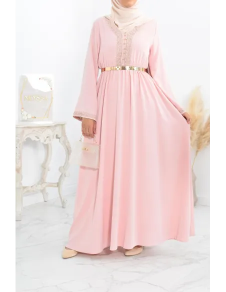 Robe longue de fête rose brodée cintrée robe ample femme musulmane