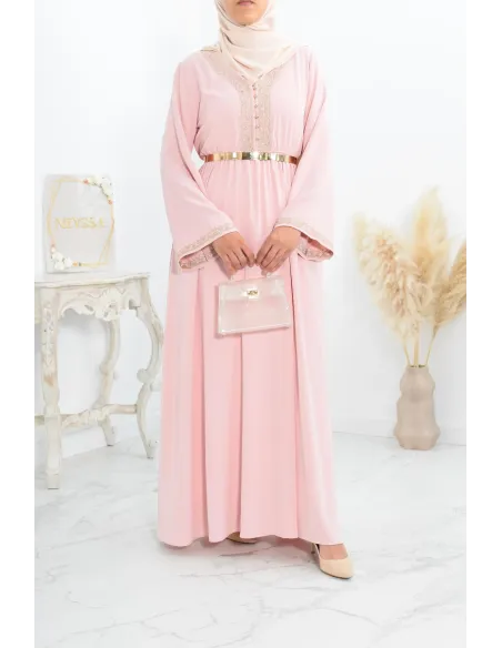 Robe longue de fête rose brodée cintrée robe ample femme musulmane