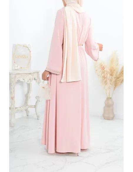 Robe longue de fête rose brodée cintrée robe ample femme musulmane