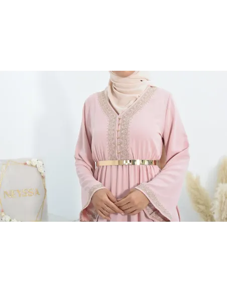 Robe longue de fête rose brodée cintrée robe ample femme musulmane