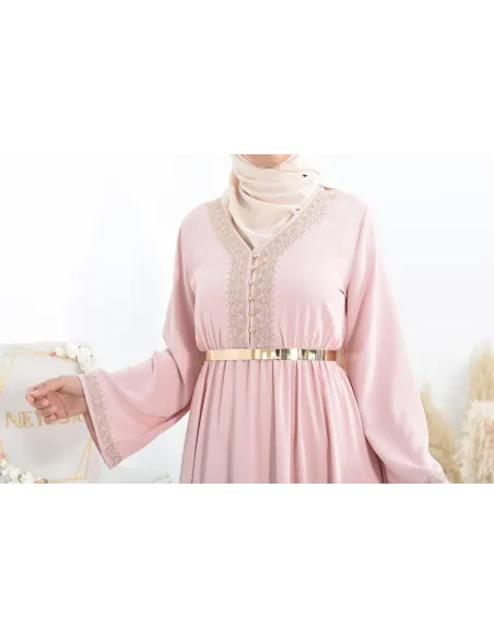 Robe longue de fête rose brodée cintrée robe ample femme musulmane