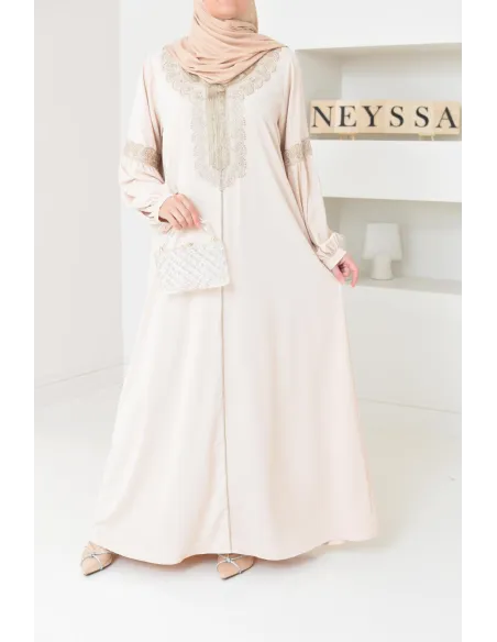 Abaya Aïd beige brodée manches bouffantes. couleur dorée