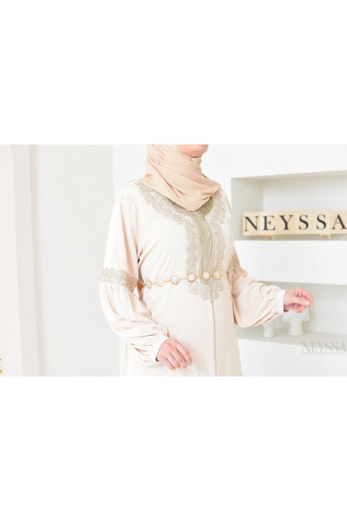 Abaya Aïd beige brodée manches bouffantes. couleur dorée