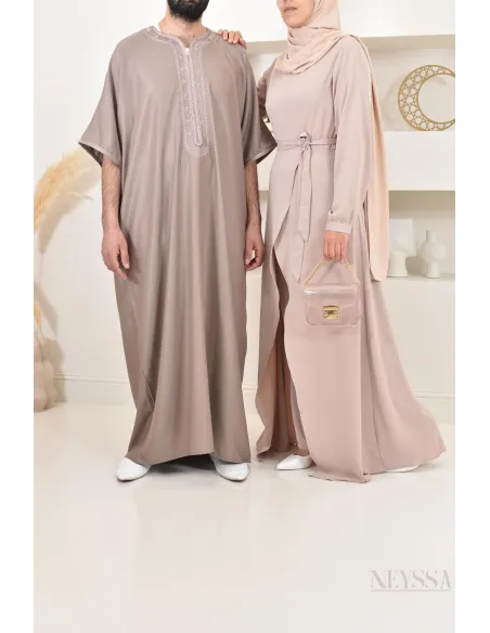 Qamis homme Marocain en taupe, idéal à offrir pour l'Aïd ou Ramadan