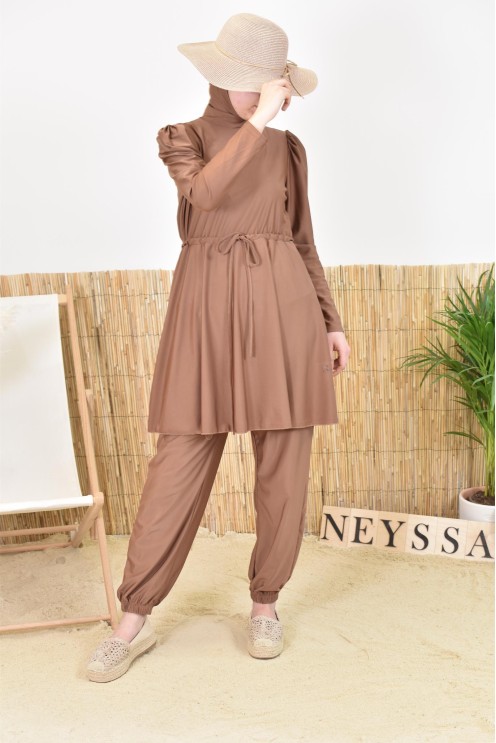 Burkini large mastour marron coupe évasée avec cagoule intégrée femme voilée musulmane