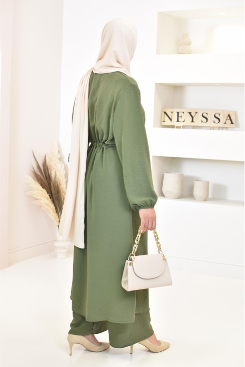 Classy and chic veiled woman top and bottom set with palazzo 