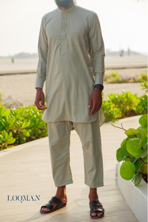 Qamis pakistanais 2 pièces Loqman haute gamme, idéal pour prier ou pour célébrer l'Aïd 