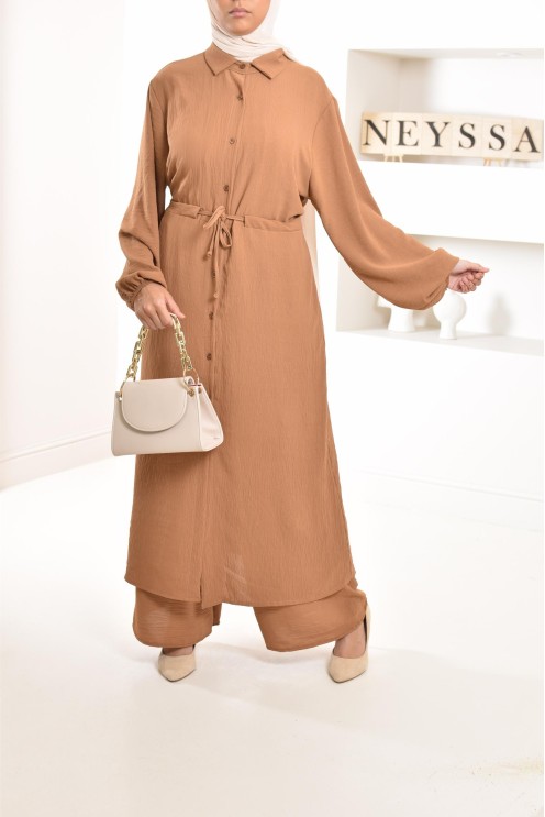 Classy and chic veiled woman top and bottom set with palazzo 