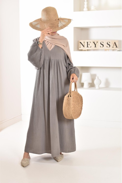 Longue Tunique femme évasée style modest fashion col V.