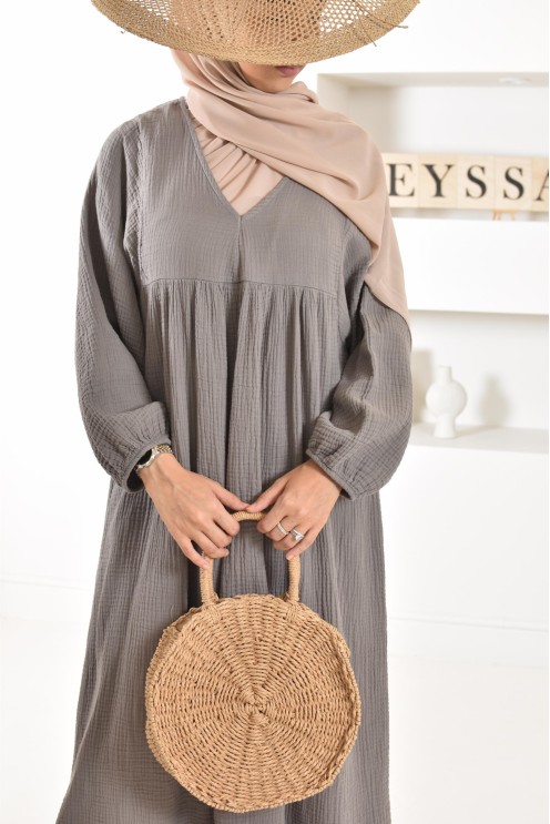 Longue Tunique femme évasée style modest fashion col V.