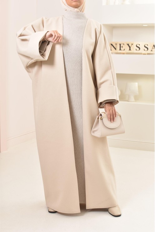 manteau beige papillon extra oversize, facile à enfiler, coupe pudique