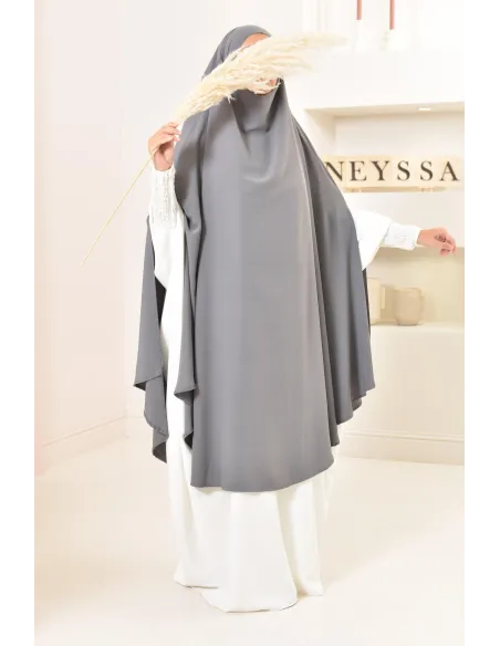 Long khimar 2 fentes en soie de Médine femme musulmane voilée. Parfait pour le quotidien.