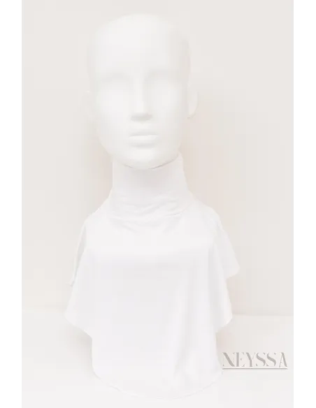 Faux col parfait pour couvrir le cou de la femme musulmane