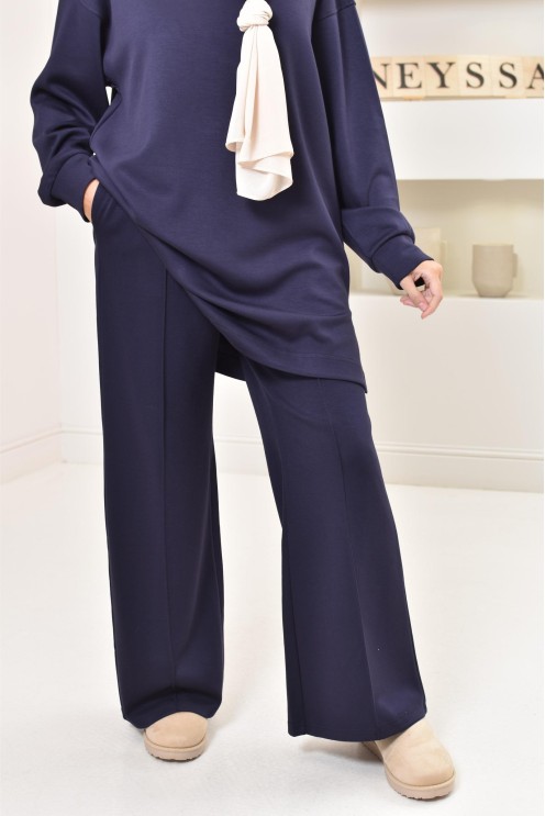 Ultrabequeme Damenhose, warm für den Winter, locker geschnitten.