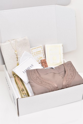 Box Omra Hajj Homme, gift idea, Ihram box, premium Qamis, prayer mats 2