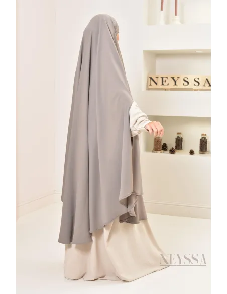 Long khimar 2 fentes en soie de Médine femme musulmane voilée. Parfait pour le quotidien.