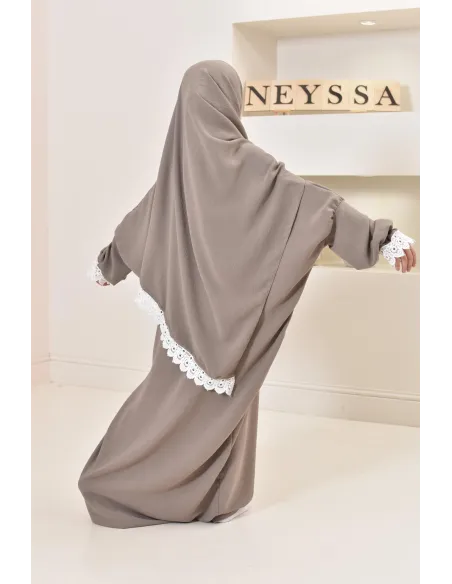 Combo robe de prière mère et fille avec détails de dentelle