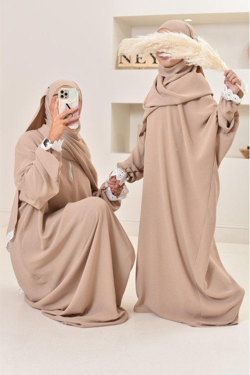 Combo robe abaya de prière mère/ fille avec détails de dentelle ramadan et Aid