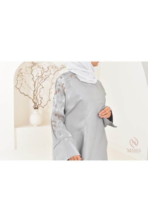 Ensemble abaya Dubaï kimono gris perle en organza Neyssa Shop