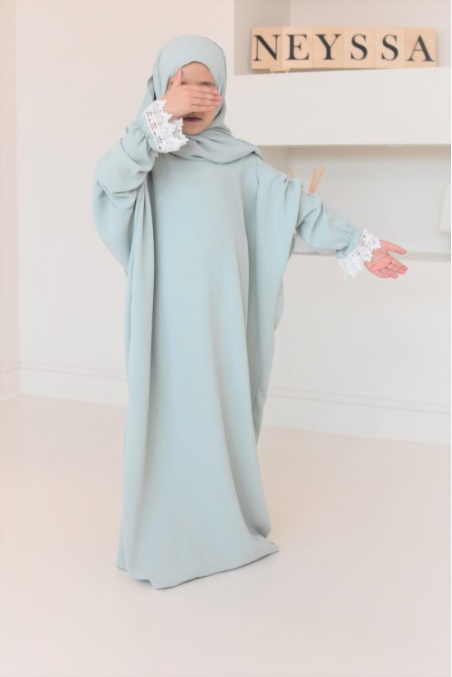 Coffret cadeau fillette, célébration Ramadan ou l'Aïd by Neyssa Shop.