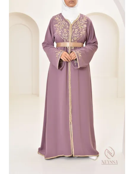 Robe caftan moderne idéale pour vos diverses occasions : Aïd, cérémonie...