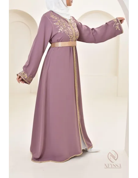Robe caftan moderne idéale pour vos diverses occasions : Aïd, cérémonie...