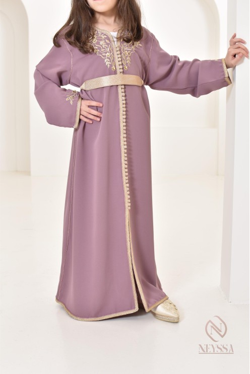 Caftan Maroc fillette, pour un look 100% assorti à sa maman, Aïd 2024.