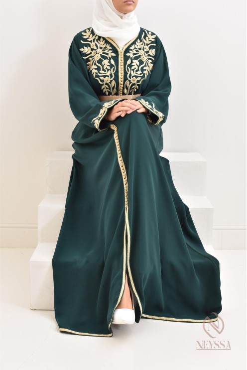 Caftan moderne avec broderies sfifa Haute couture marocaine vert bouteille