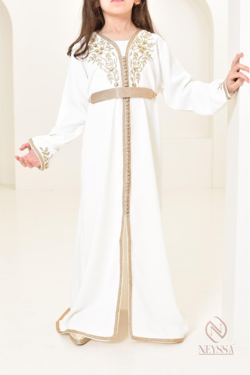 Caftan marocain pour jeune fille à porter pour divers évènements, by Neyssa.