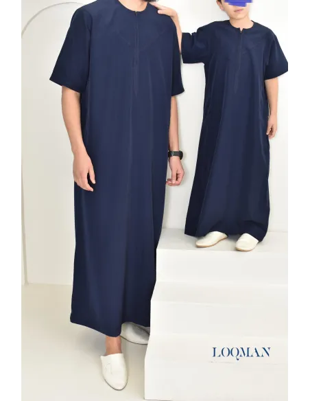 Qamis enfant luxe avec poches et zip, parfait pour un mariage et l'Aïd