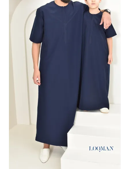 Qamis enfant luxe avec poches et zip, parfait pour un mariage et l'Aïd