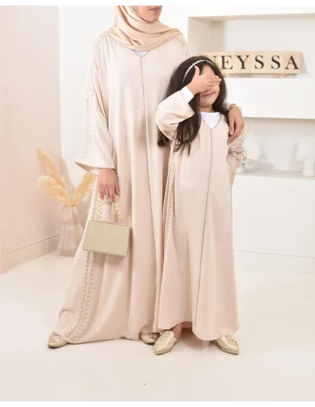 Abaya caftan duo mère et fille, avec broderie motif oriental, soie de Médine