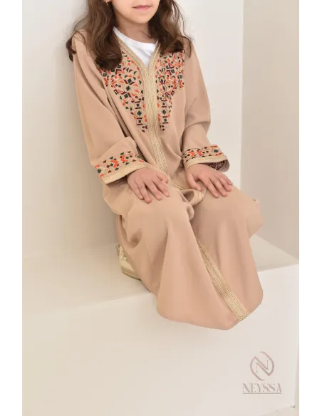 Djellaba avec motifs orientaux, pour tous vos événements importants 