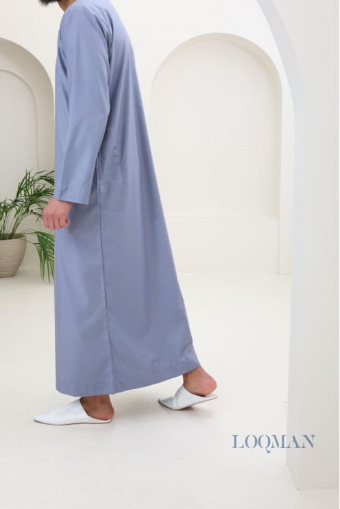Qamis homme Émirati bleu jean, tissu haut de gamme, idée cadeau