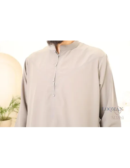 Qamis Émirati homme Nude, idéal pour l'Aïd 2024, création by Neyssa