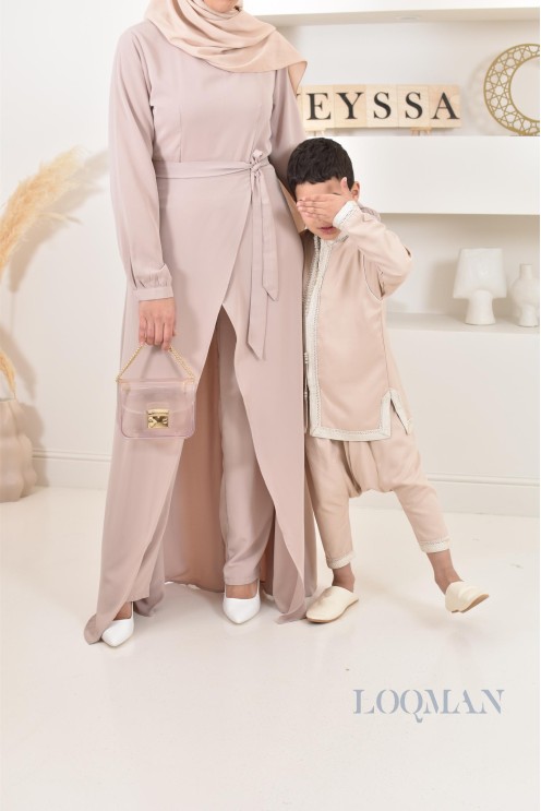 Combinaison femme classe nude by Neyssa, modest femme voilée chic.