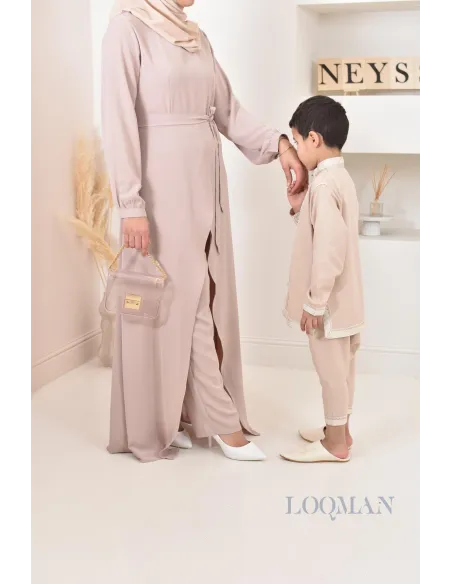 Combinaison femme classe nude by Neyssa, modest femme voilée chic.