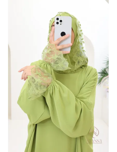 Abaya de prière avec son hijab intégré, idéal salat Aid