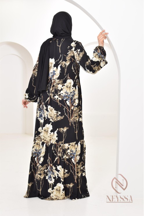 Robe longue motifs floraux, style bohème, coupe fluide évasée, idéale été