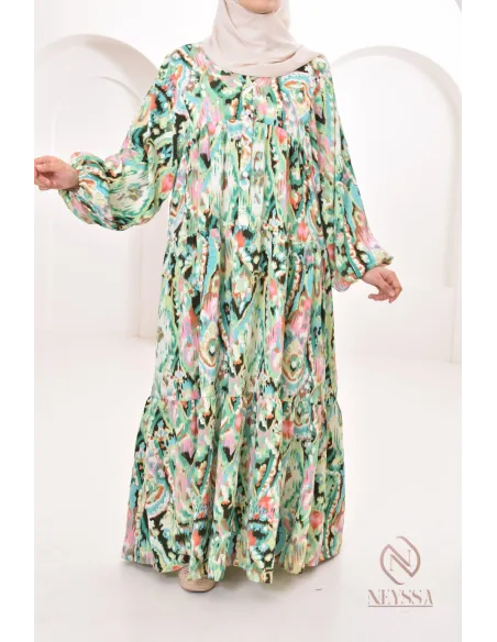 Elegantes und schickes langes Kleid mit Blumenmotiven, ideal für diesen Sommer 2024