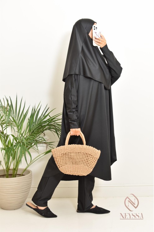 Black burkini with integrated swim khimar, loose-fitting and water-resistant