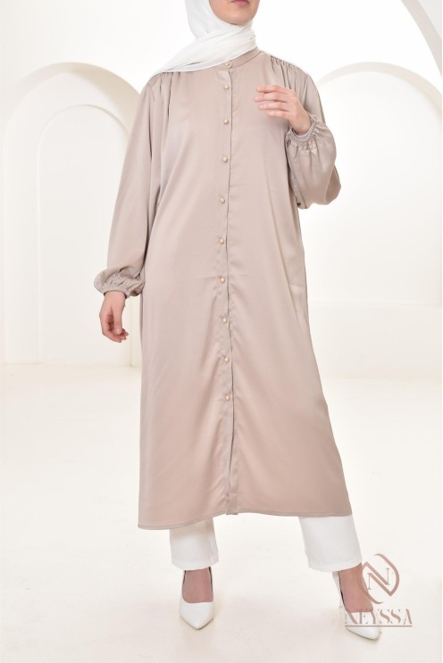 Tunique chemise longue simple et chic, must have idéal été, modest fashion