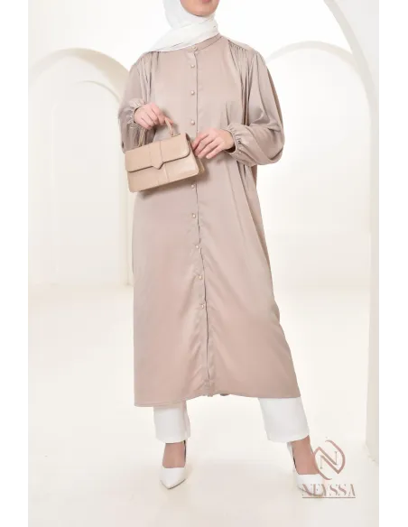 Tunique chemise longue simple et chic, must have idéal été, modest fashion