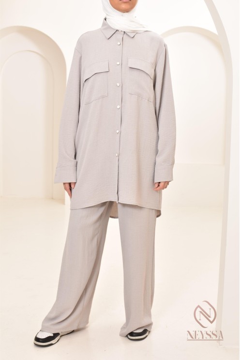 Tunique avec pantalon, tenue chic et décontracté pour la saison estivale