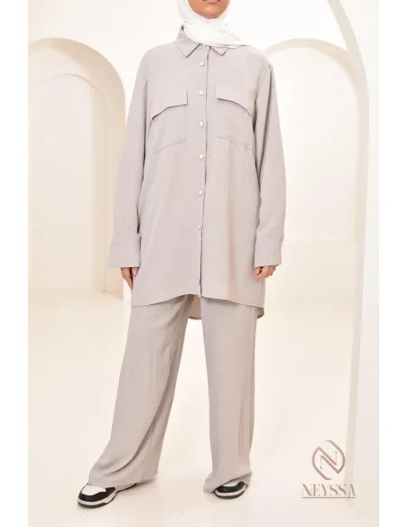 Tunique avec pantalon, tenue chic et décontracté pour la saison estivale