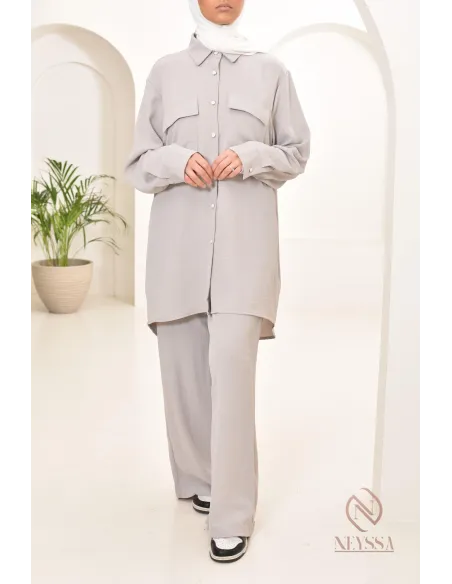 Tunique avec pantalon, tenue chic et décontracté pour la saison estivale