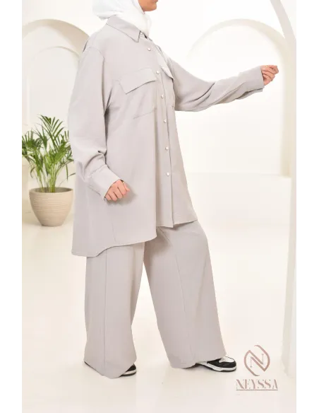 Tunique avec pantalon, tenue chic et décontracté pour la saison estivale