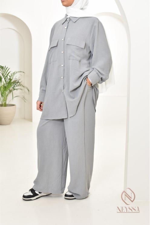 Tunique avec pantalon, tenue chic et décontracté pour la saison estivale